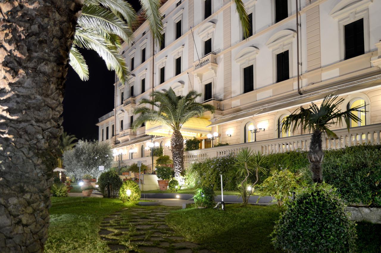 Grand Hotel Vittoria Montecatini-Terme Esterno foto